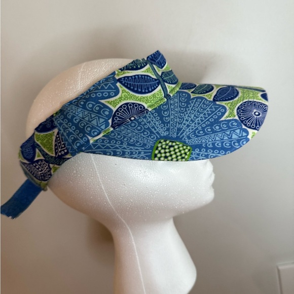 Vera Bradley Blue and Green Paisley Visor Hat - Picture 6 of 9
